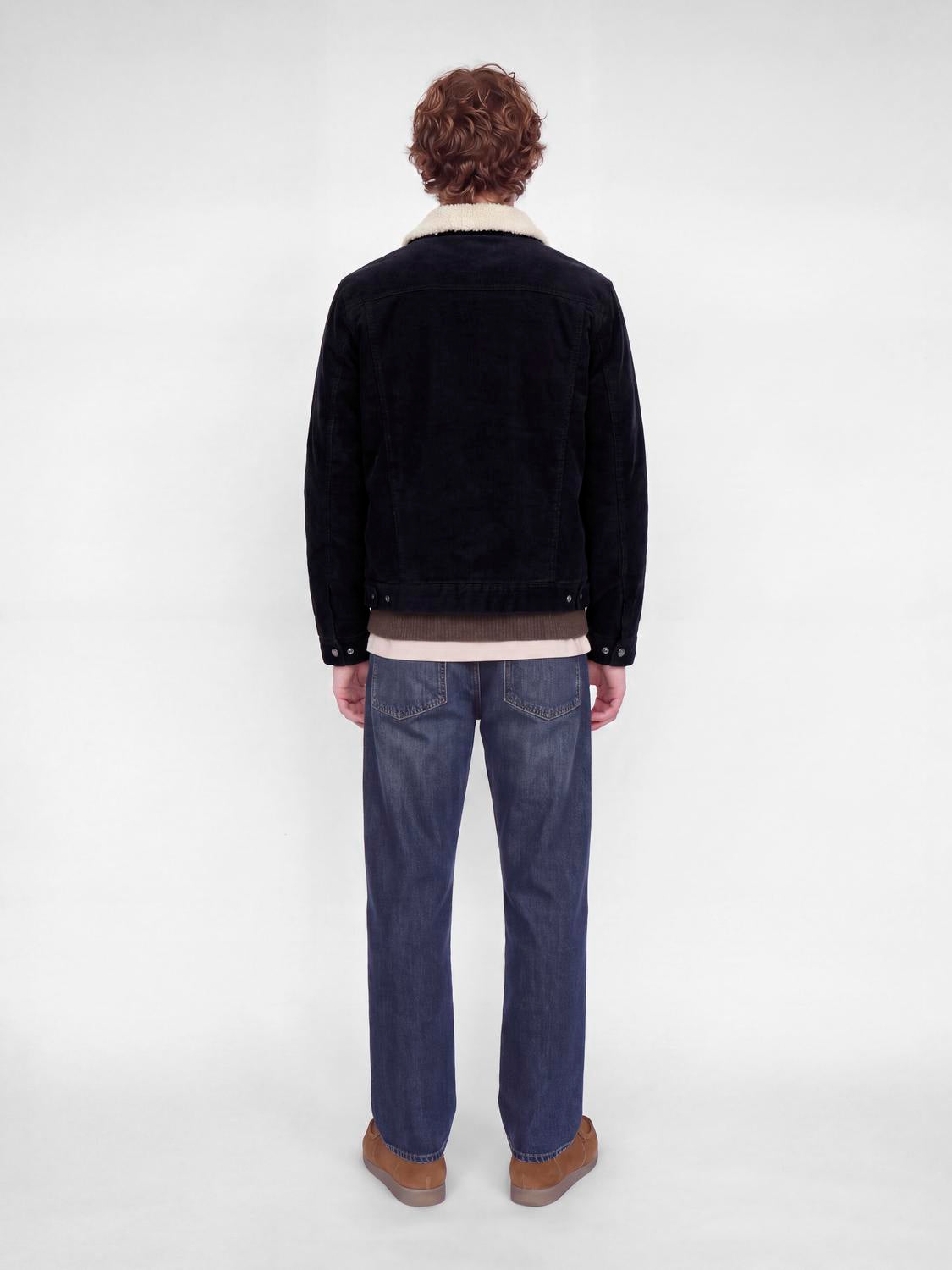 model_shot-back